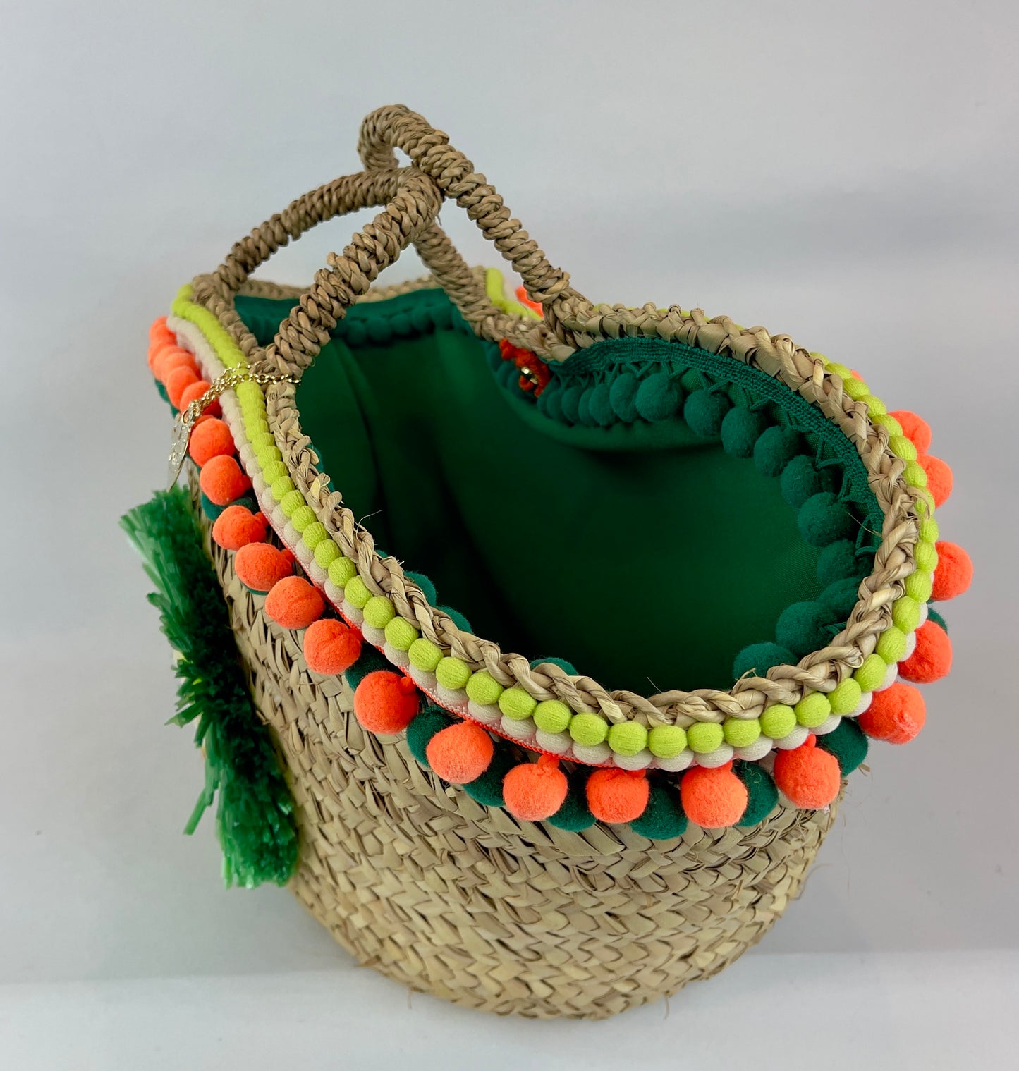 Sicilian basket with green raffia flower