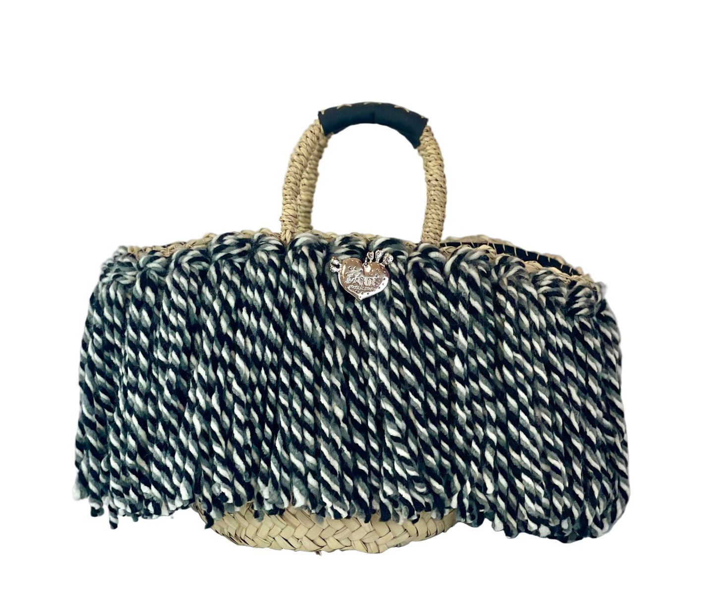 Sicilian coffa with black and grey fringes