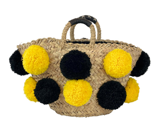 Coffa con pon pon handmade gialli e neri