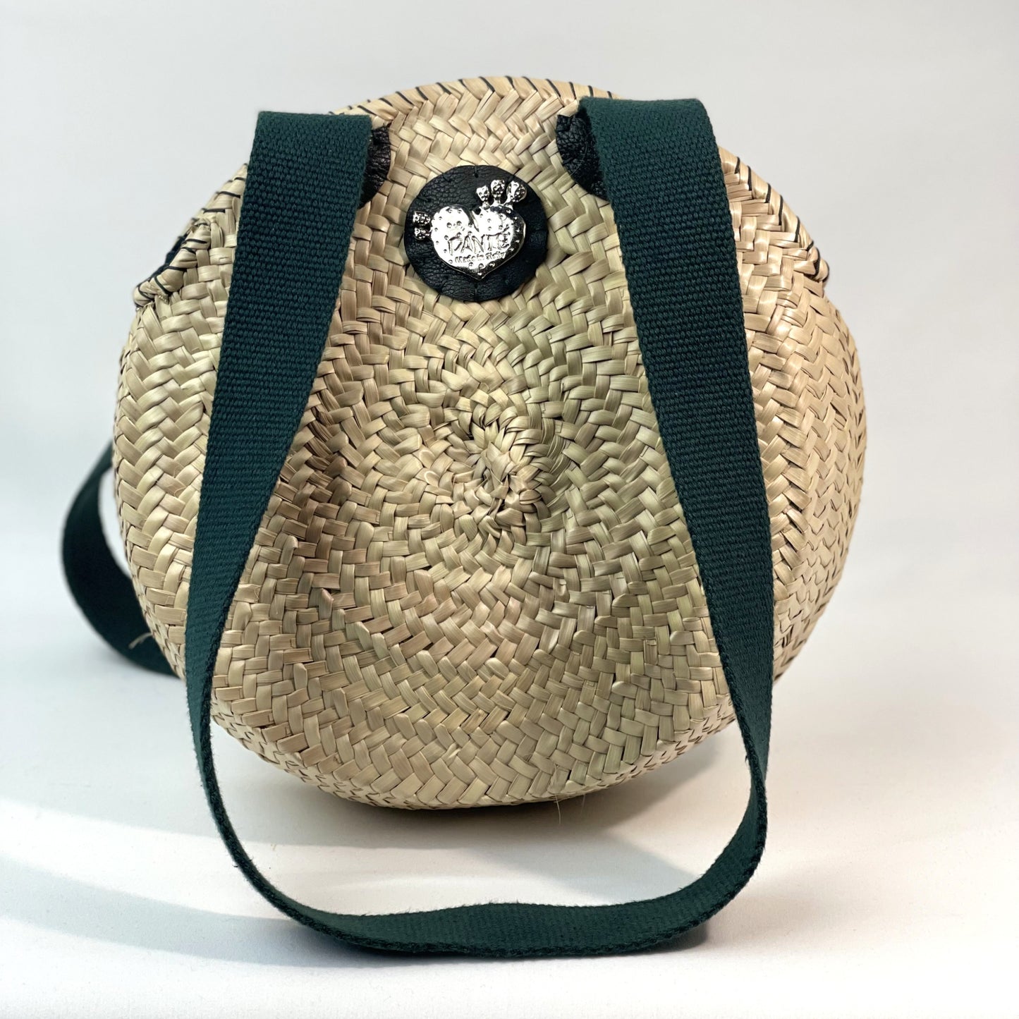 Borsa tonda con ecopelle verde ed ex voto argento