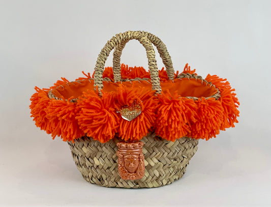 Basket with ceramic Maiden and gold fringes