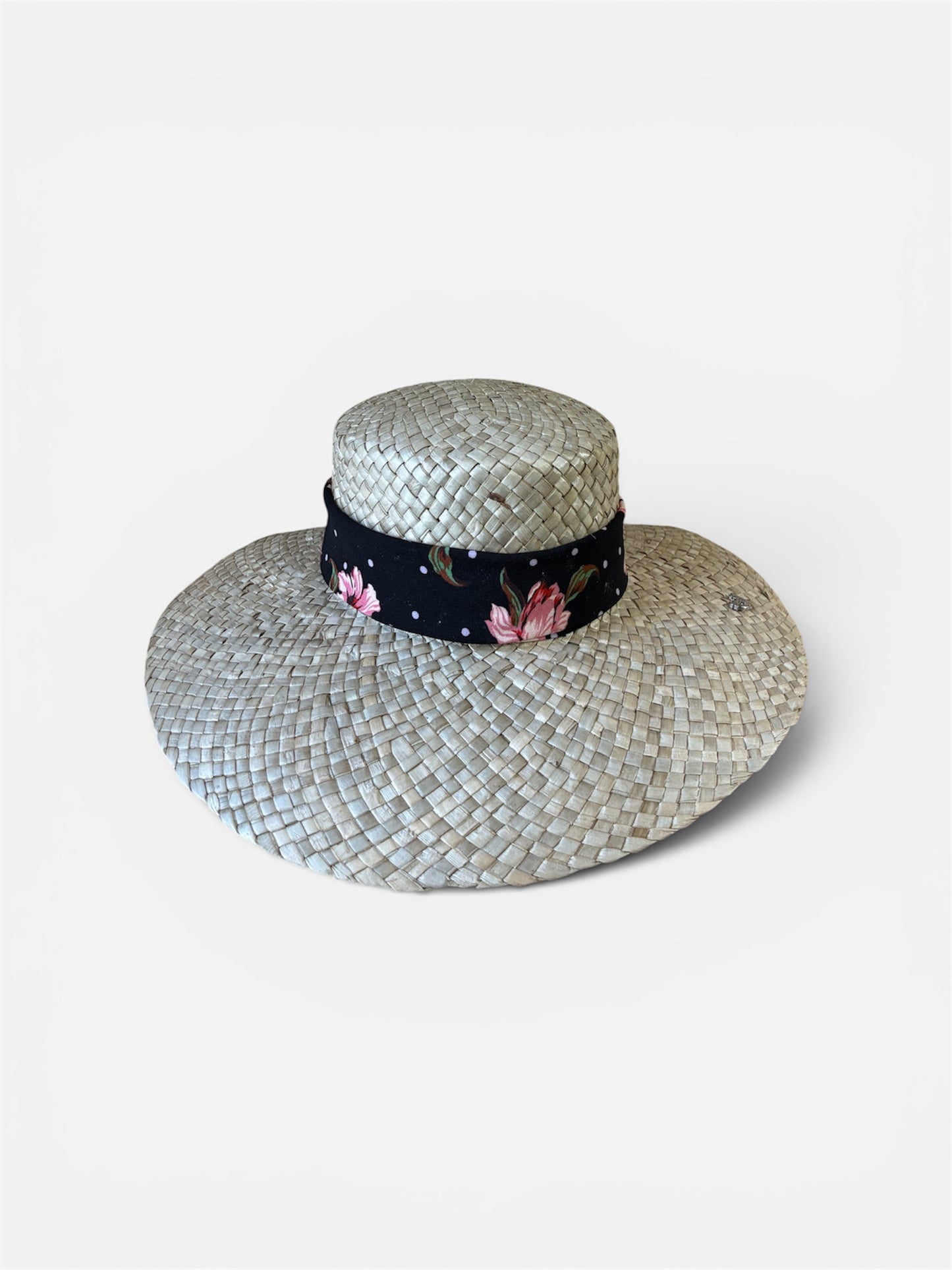 Fuchsia raffia hat
